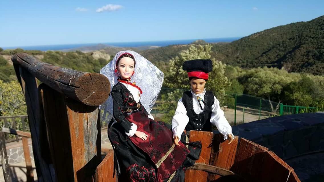 B&B Sa Pintadera Muravera Luaran gambar